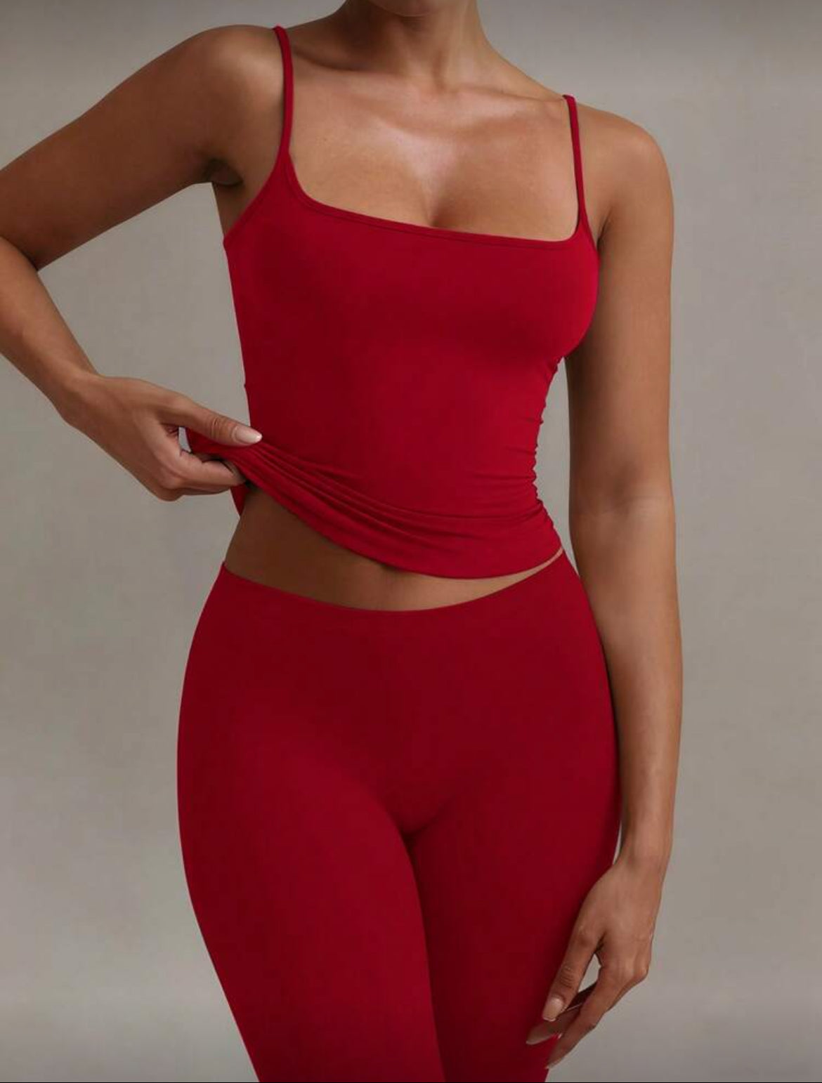 Hazel Basic Tank Top Cherry Red
